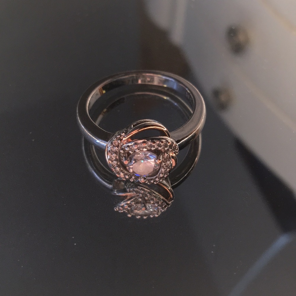 Rose Gold Lovers Knot Ring